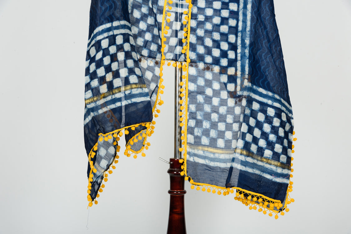 Chanderi Dabu Block Printed Dupatta With Lace