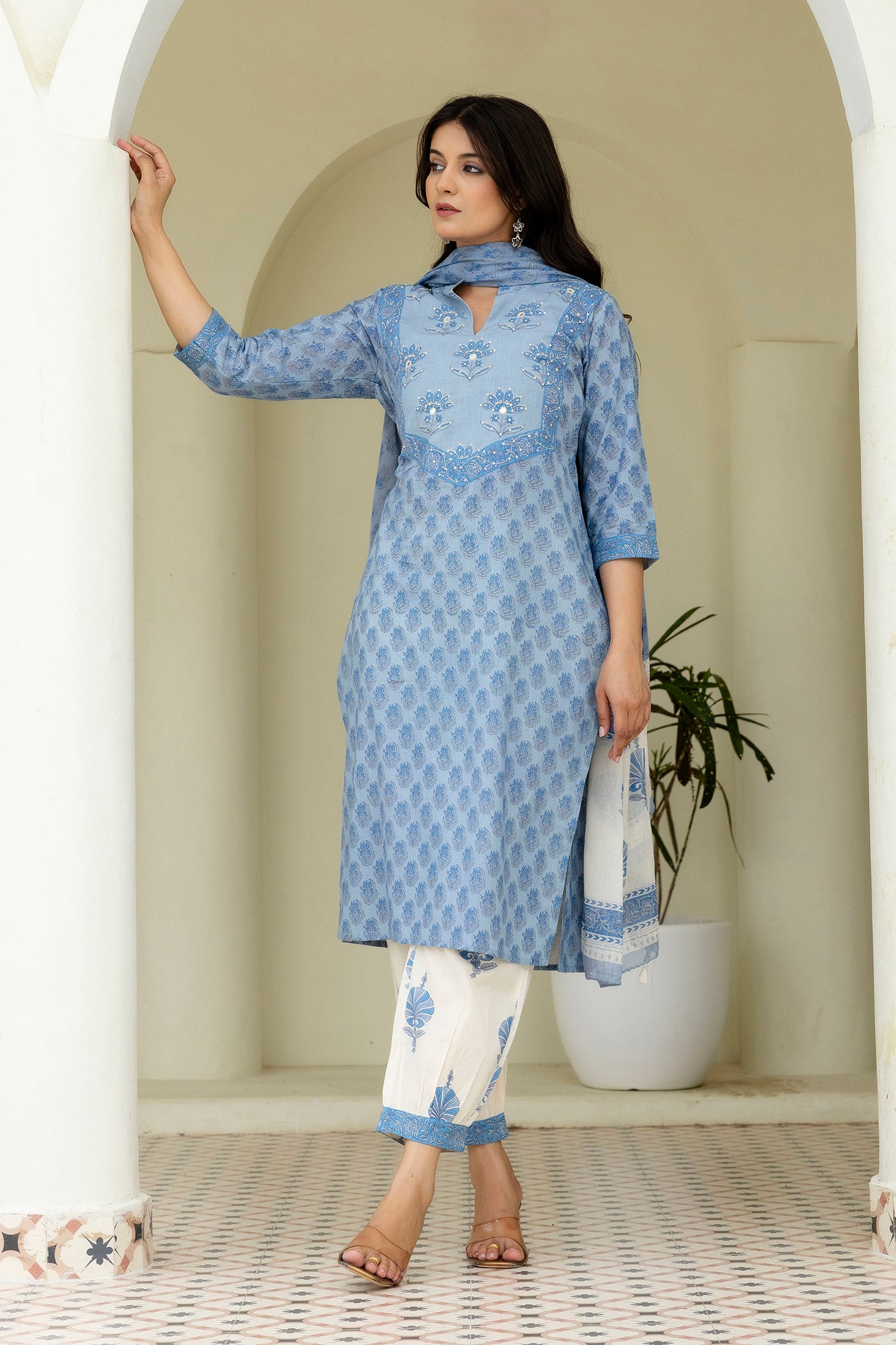 Cotton Booti Print Kurta Set In Blue