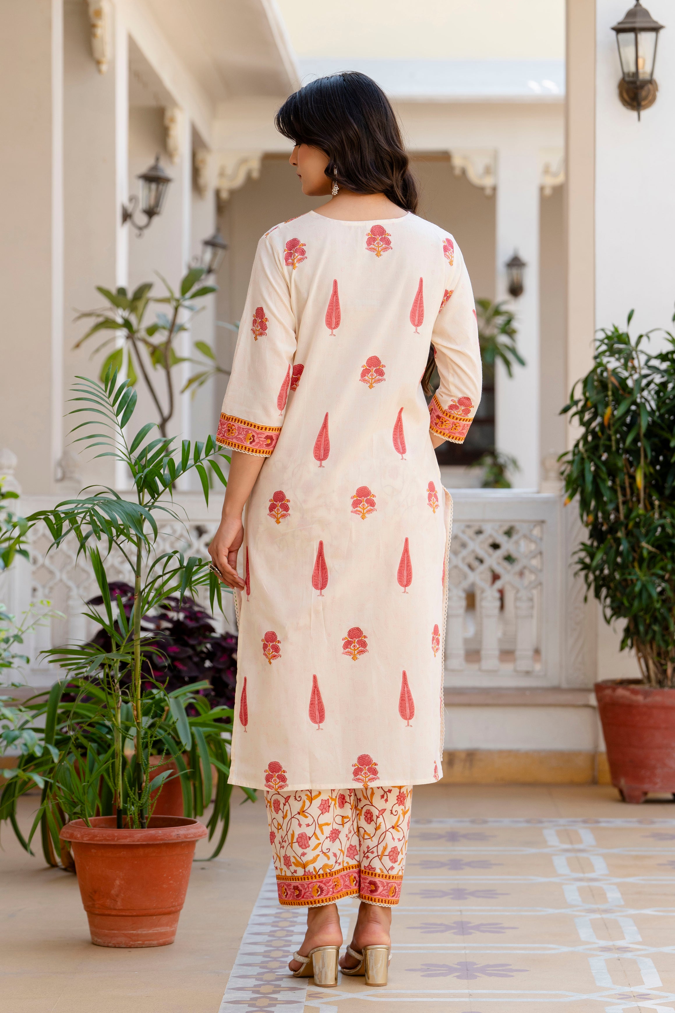 V neck Handblock Cotton Suit Set with Mulmul Dupatta