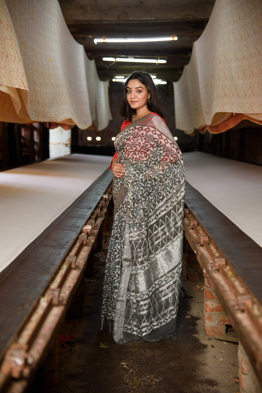 Linen Saree in Dabu Block Print